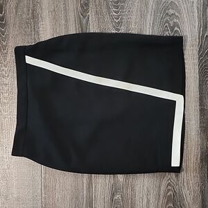 🦇 J. Crew Crepe Tilted Pencil Skirt 🦇